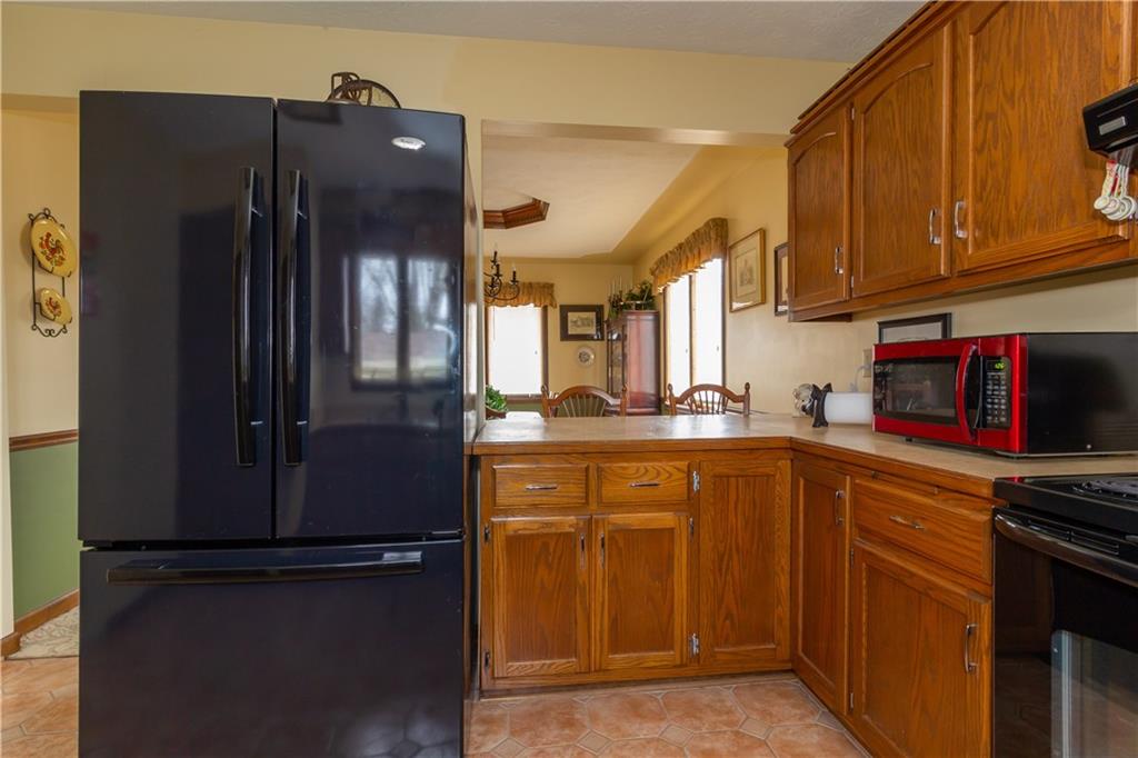 111 Willow Road Greenfield, IN 46140 - Photo 7 of 34 Gallery Image 7