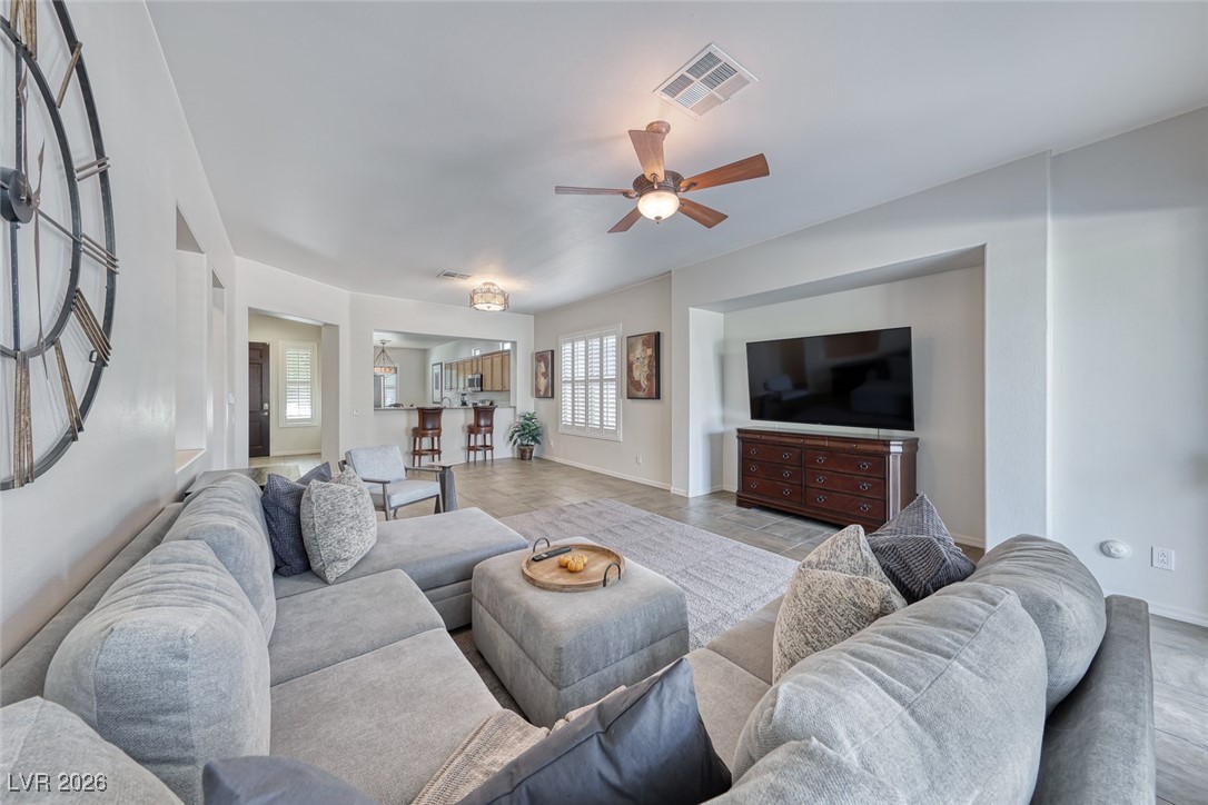 8 Weston Hills Road Henderson, NV 89052 - Photo 4 of 18