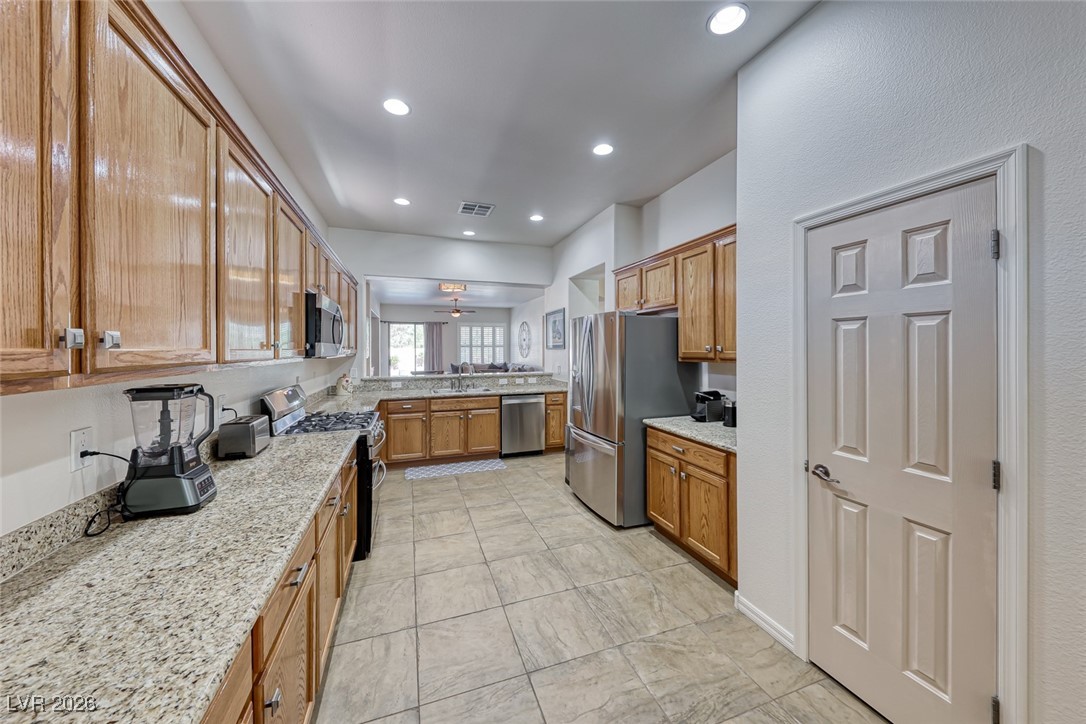 8 Weston Hills Road Henderson, NV 89052 - Photo 7 of 18