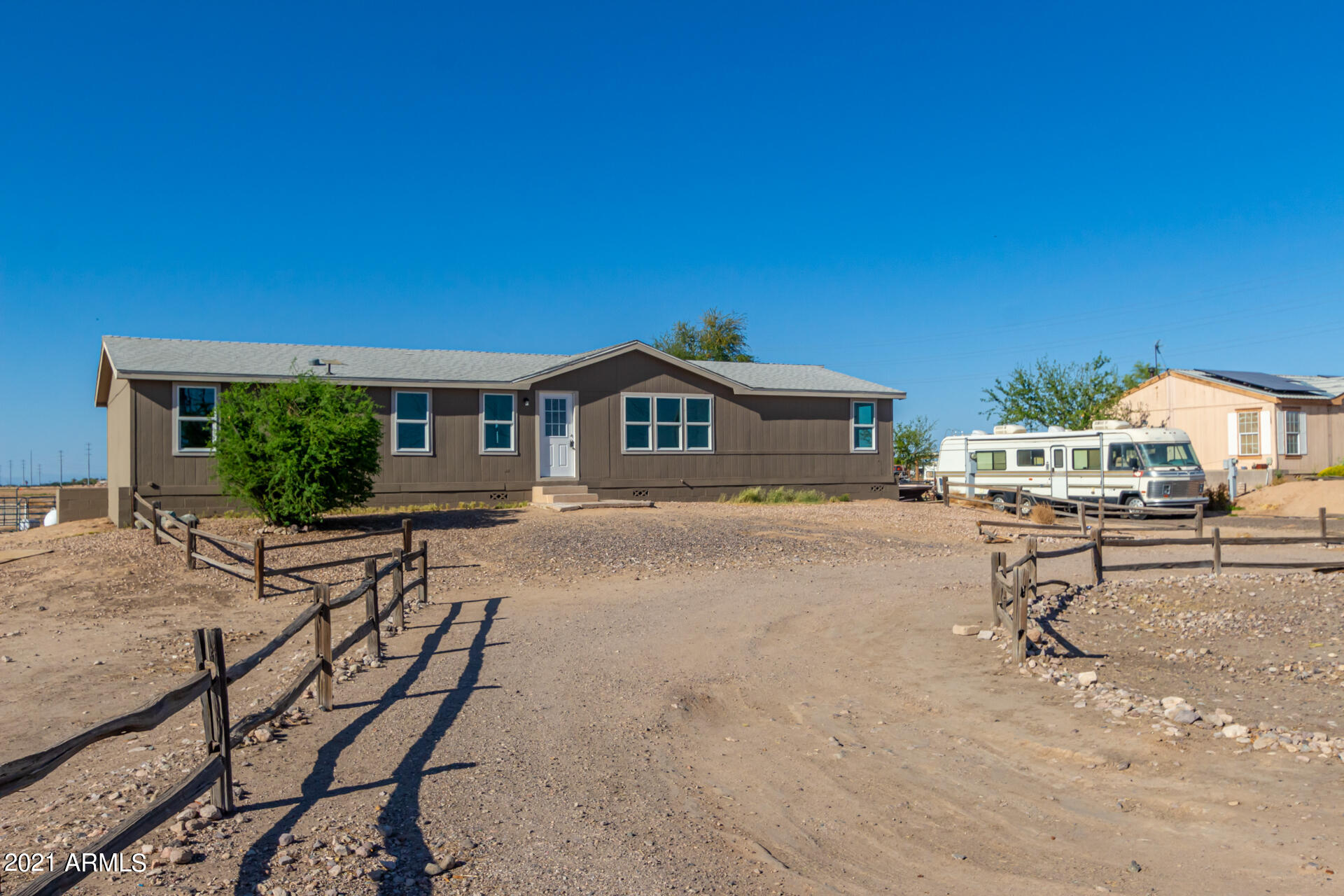 18748 West Chipman Road Buckeye, AZ 85326 - Photo 3 of 40 0004-03 - Chipman