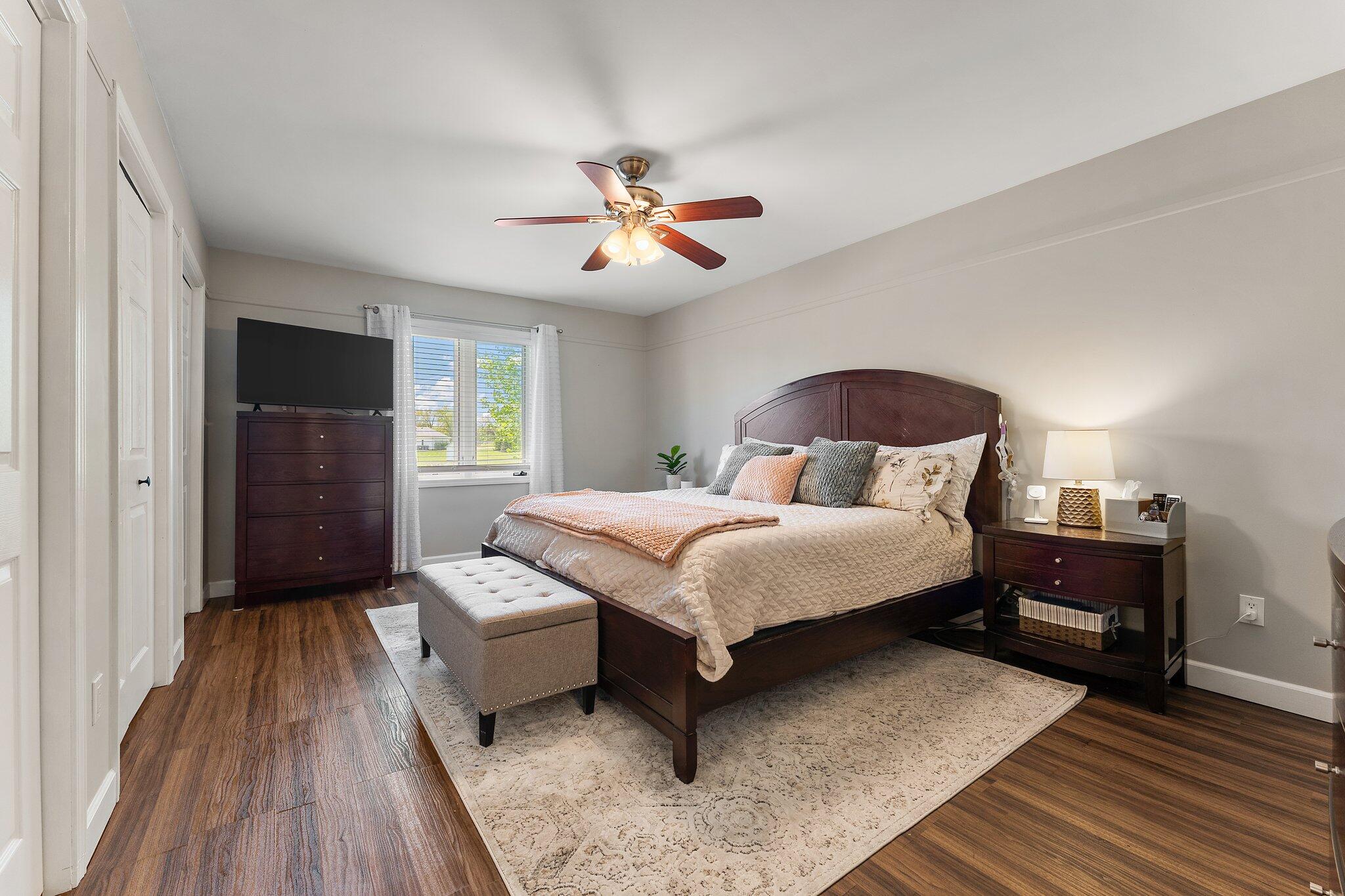 1539 Krame Drive Crown Point, IN 46307 - Photo 12 of 32 2048x1365