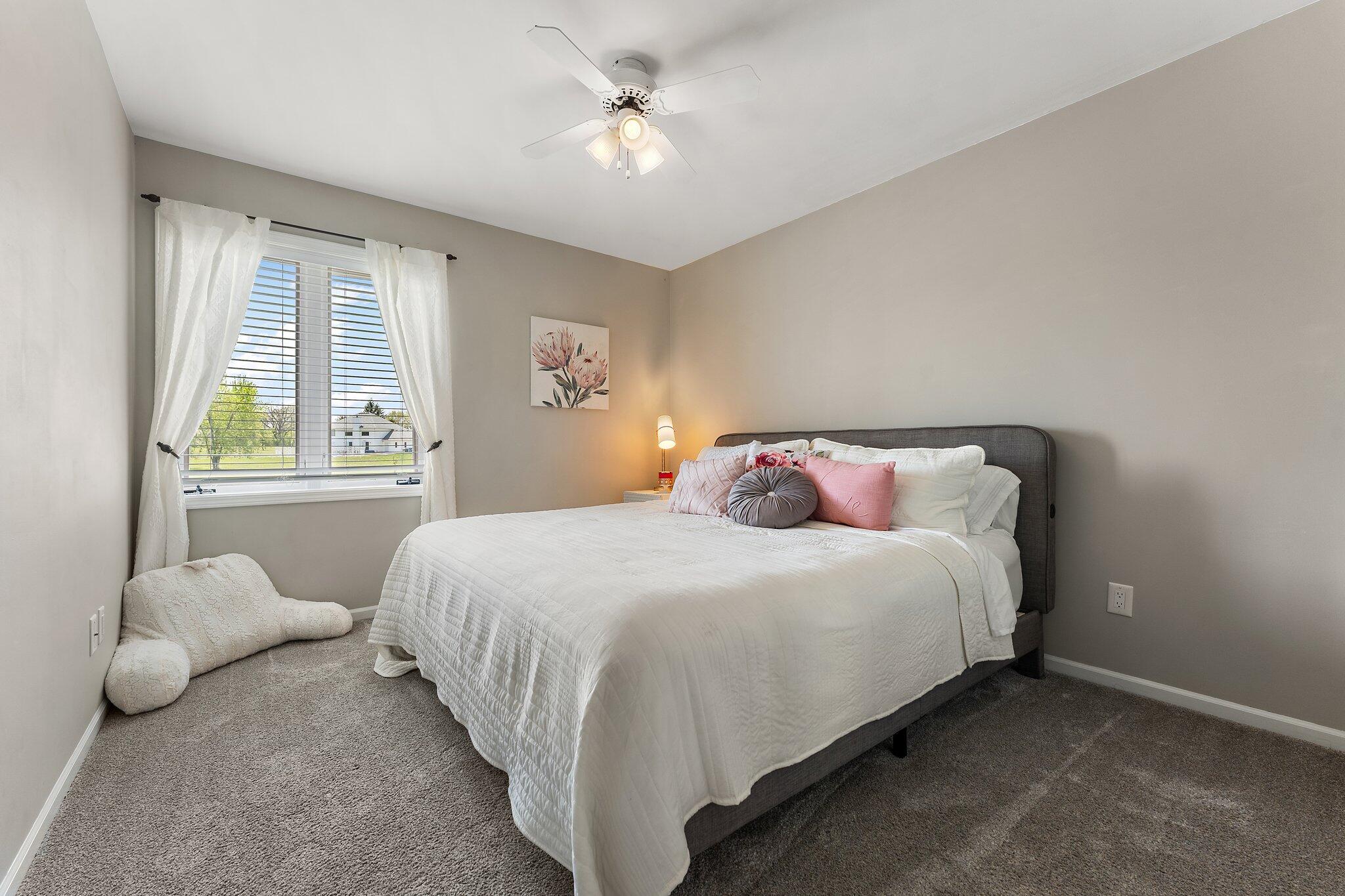 1539 Krame Drive Crown Point, IN 46307 - Photo 15 of 32 2048x1365