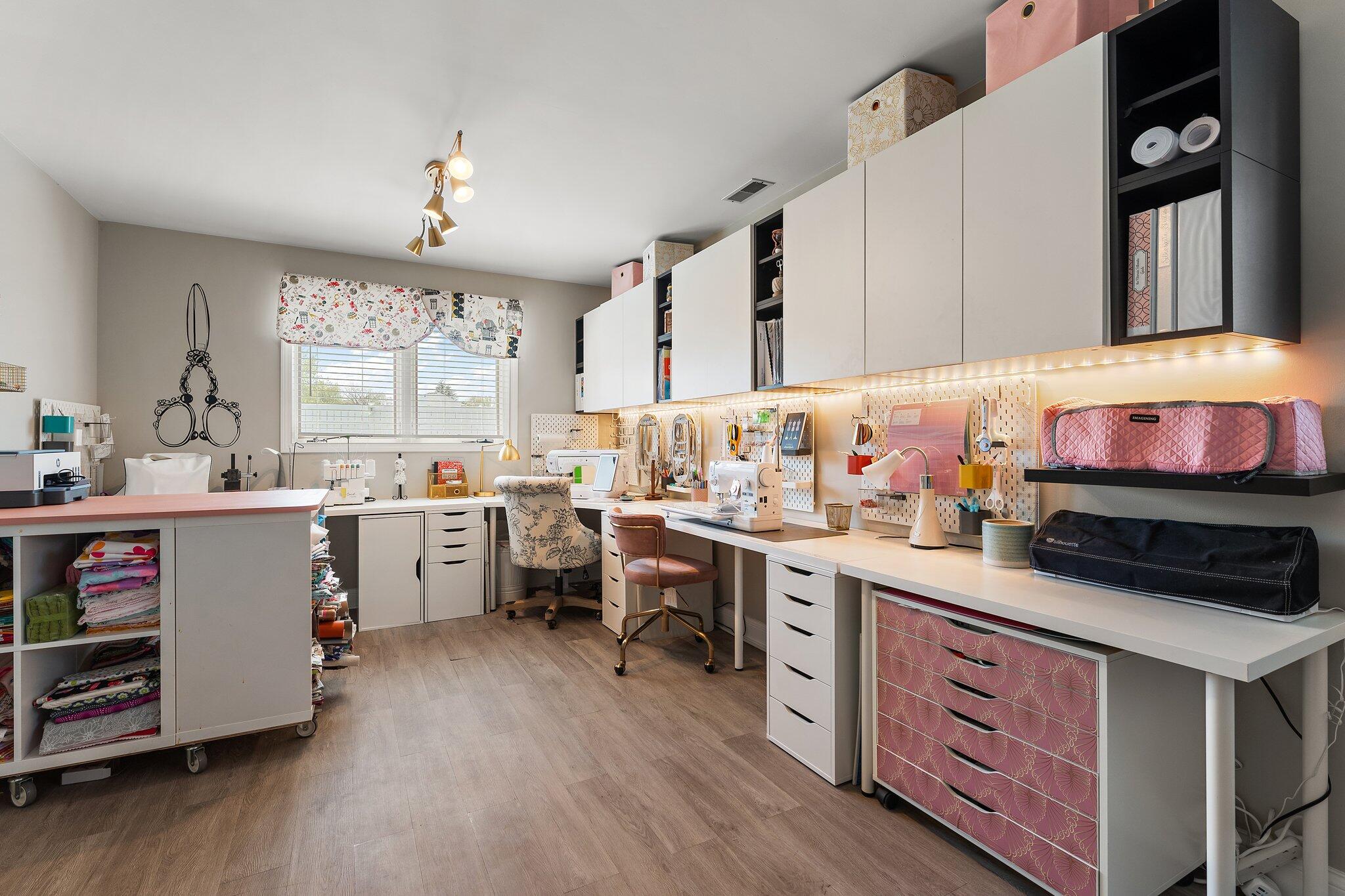 1539 Krame Drive Crown Point, IN 46307 - Photo 21 of 32 2048x1365