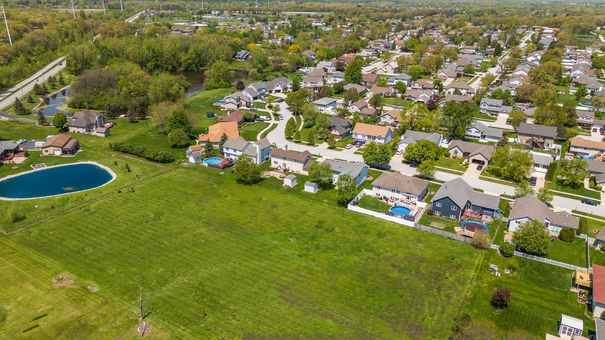 1539 Krame Drive Crown Point, IN 46307 - Photo 29 of 32 2048x1152