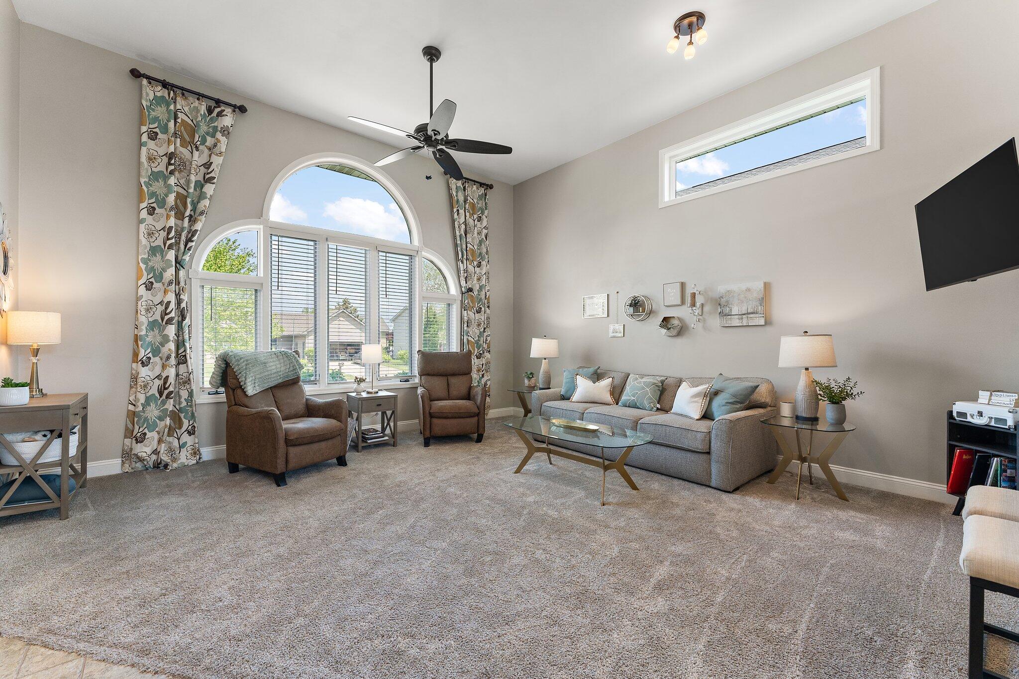 1539 Krame Drive Crown Point, IN 46307 - Photo 4 of 32 2048x1365