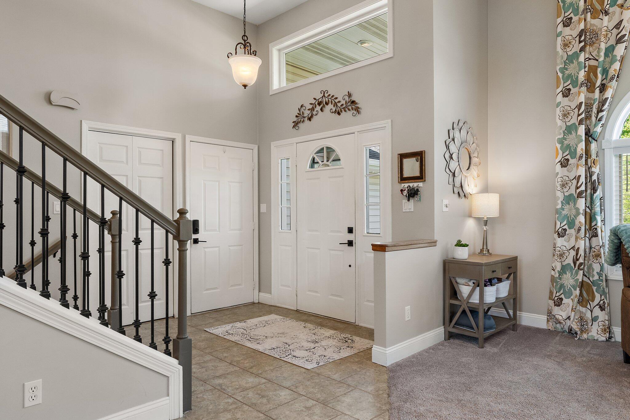 1539 Krame Drive Crown Point, IN 46307 - Photo 10 of 32 2048x1365