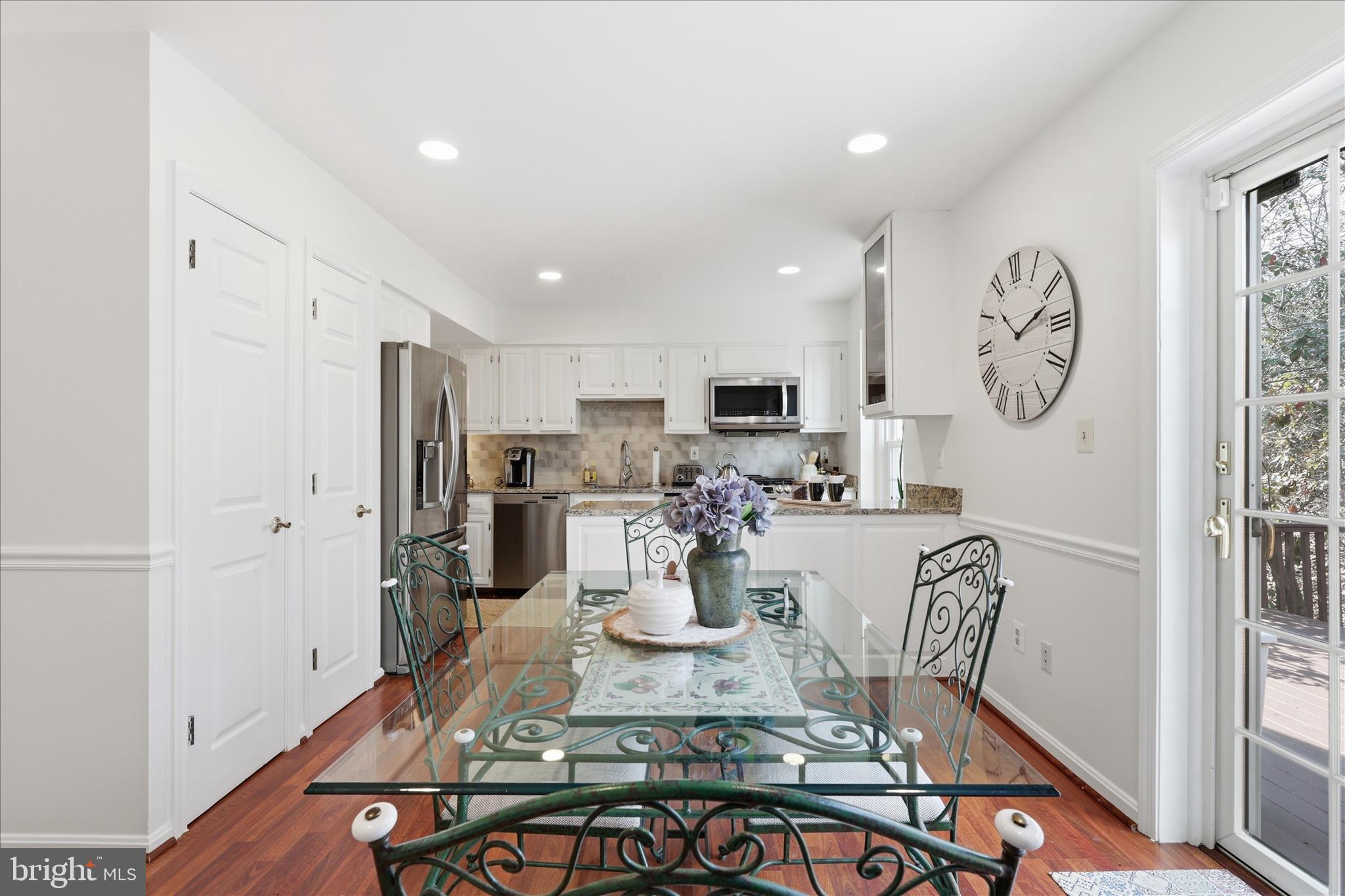 2184 Pond View Court Reston, VA 20191 - Photo 17 of 45