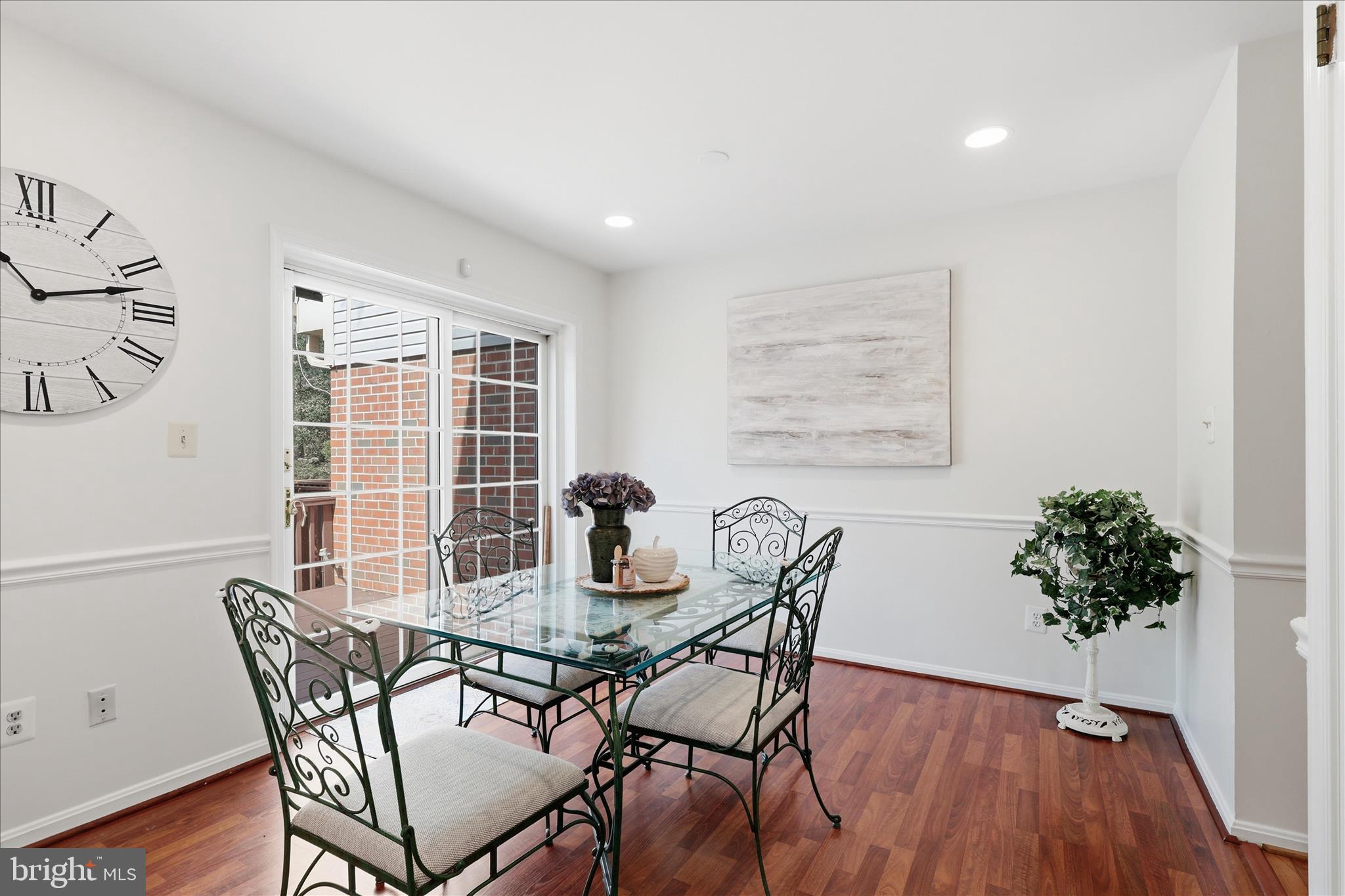 2184 Pond View Court Reston, VA 20191 - Photo 18 of 45