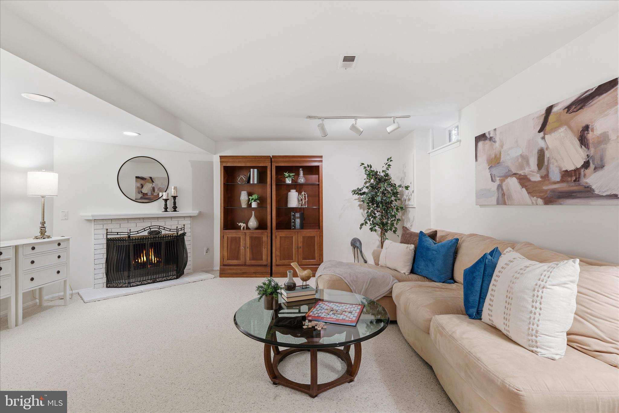 2184 Pond View Court Reston, VA 20191 - Photo 29 of 45