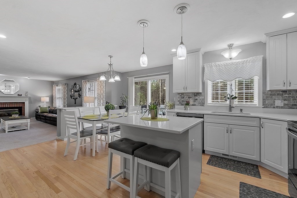 1 Green Leaf Road Bridgewater, MA 02324 - Photo 9 of 42 Gallery Image 9