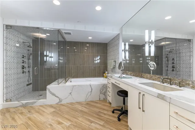 $1,950,000 | 9101 Alta Drive, Unit 505, Las Vegas, NV 89145