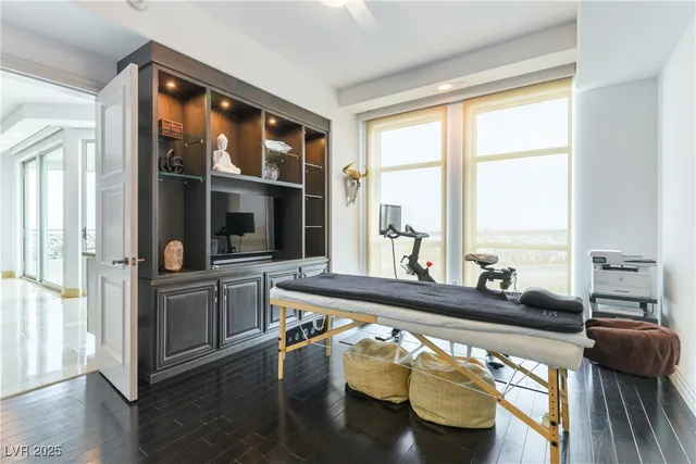 $1,950,000 | 9101 Alta Drive, Unit 505, Las Vegas, NV 89145