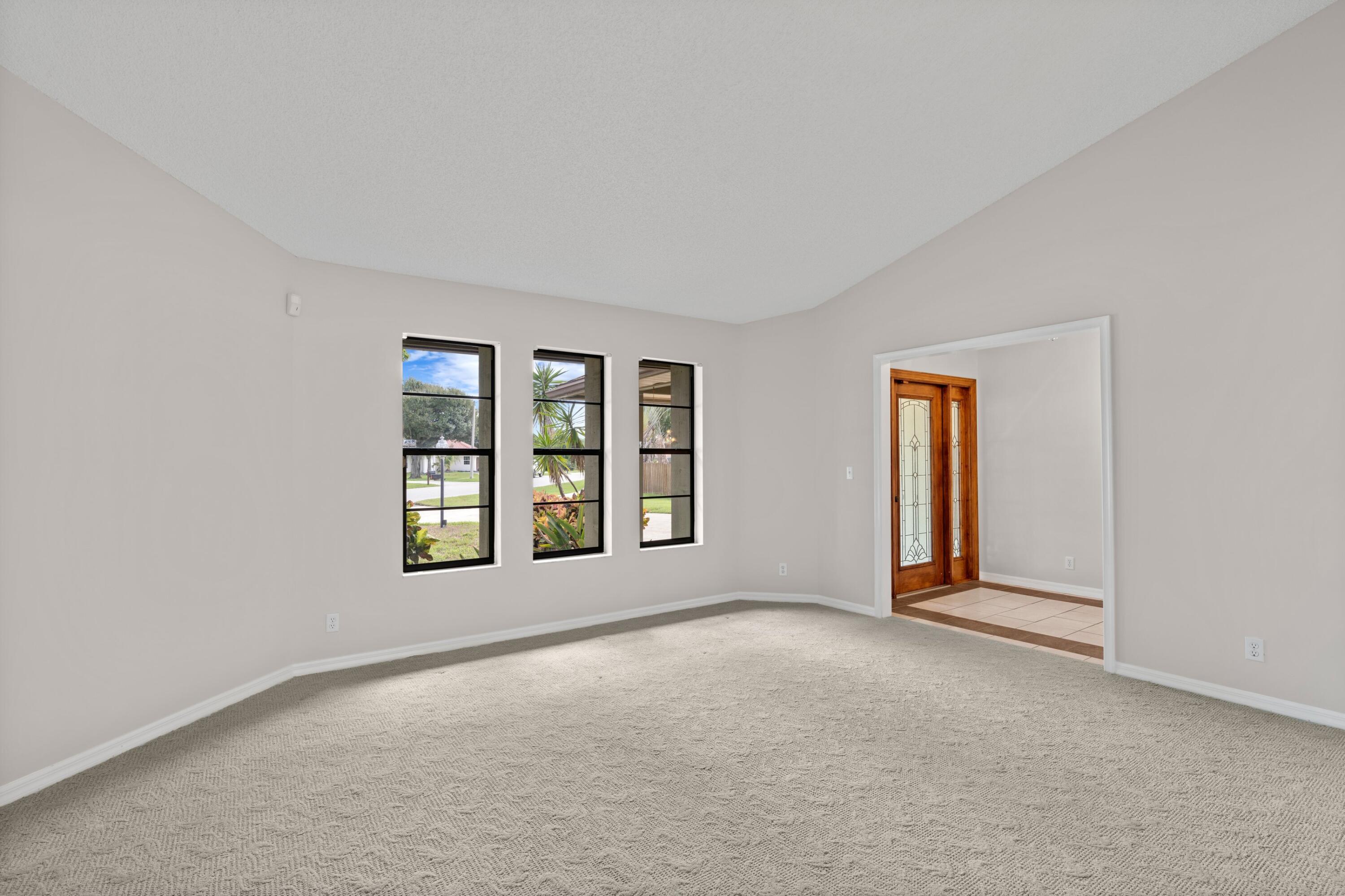 7323 Fairway Trail Boca Raton, FL 33487 - Photo 4 of 37 Living Room