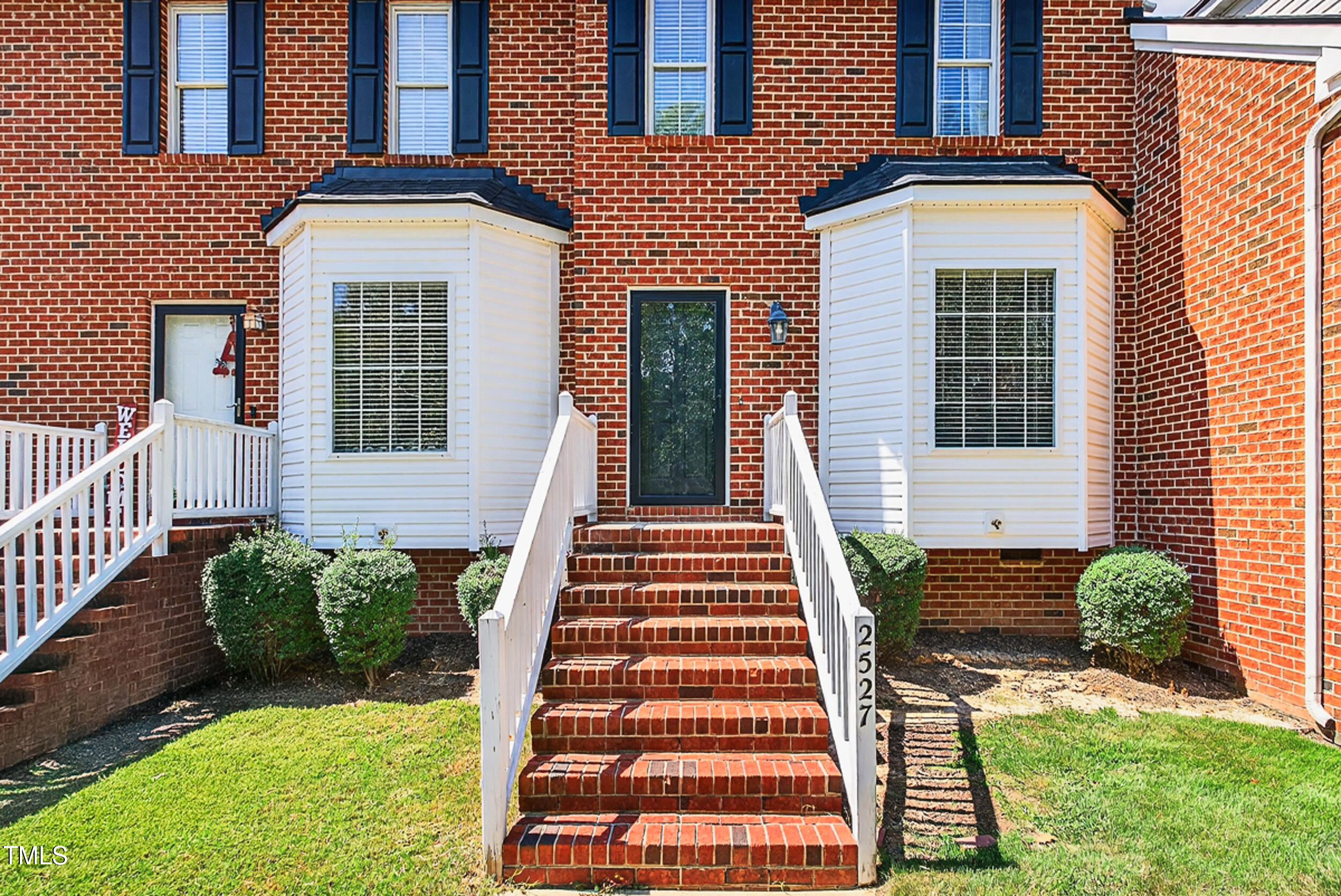 2527 Trout Stream Drive Raleigh, NC 27604 - Photo 2 of 28 2_005_dsc04234-edit