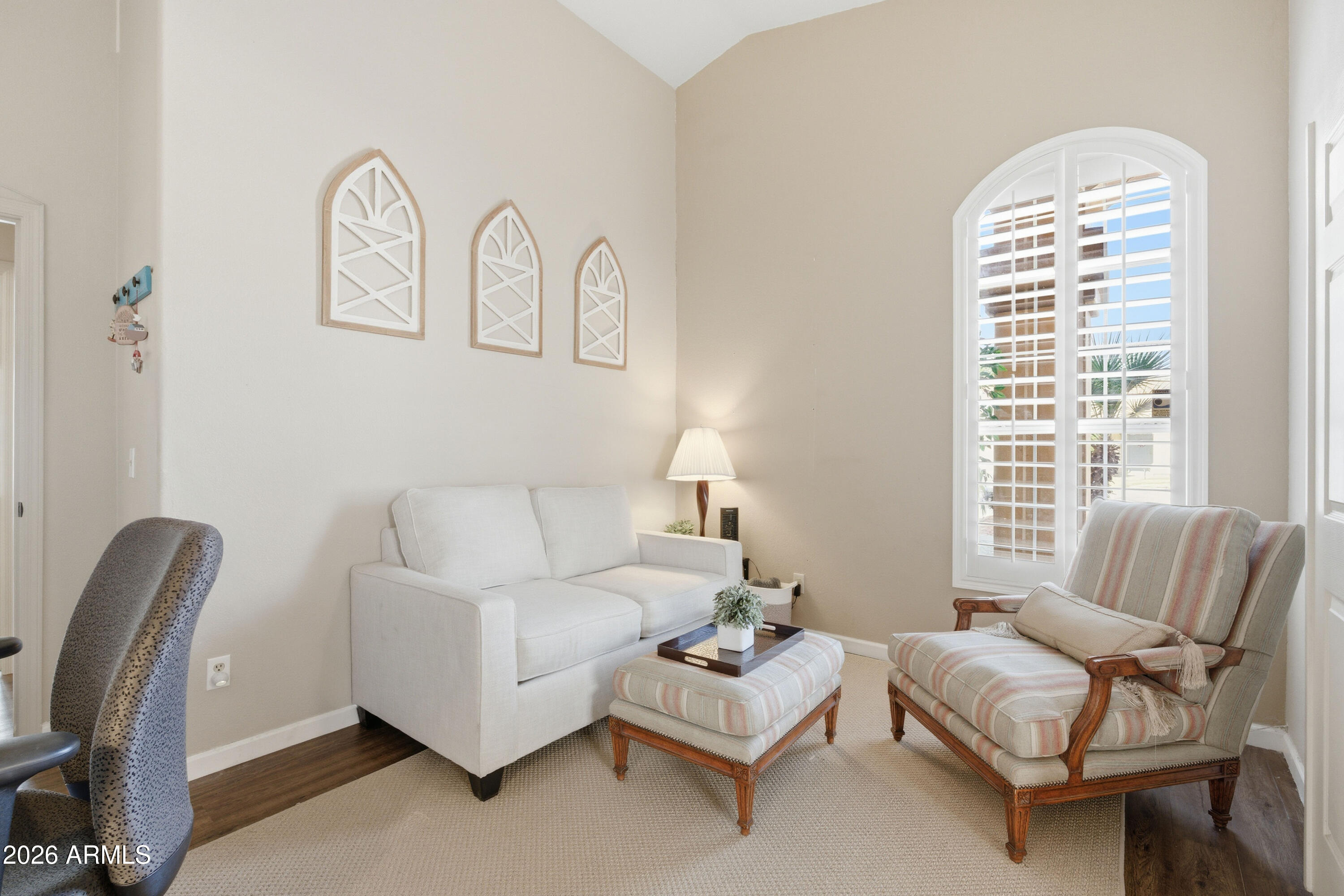 625 West Sagebrush Street Gilbert, AZ 85233 - Photo 14 of 52 2f