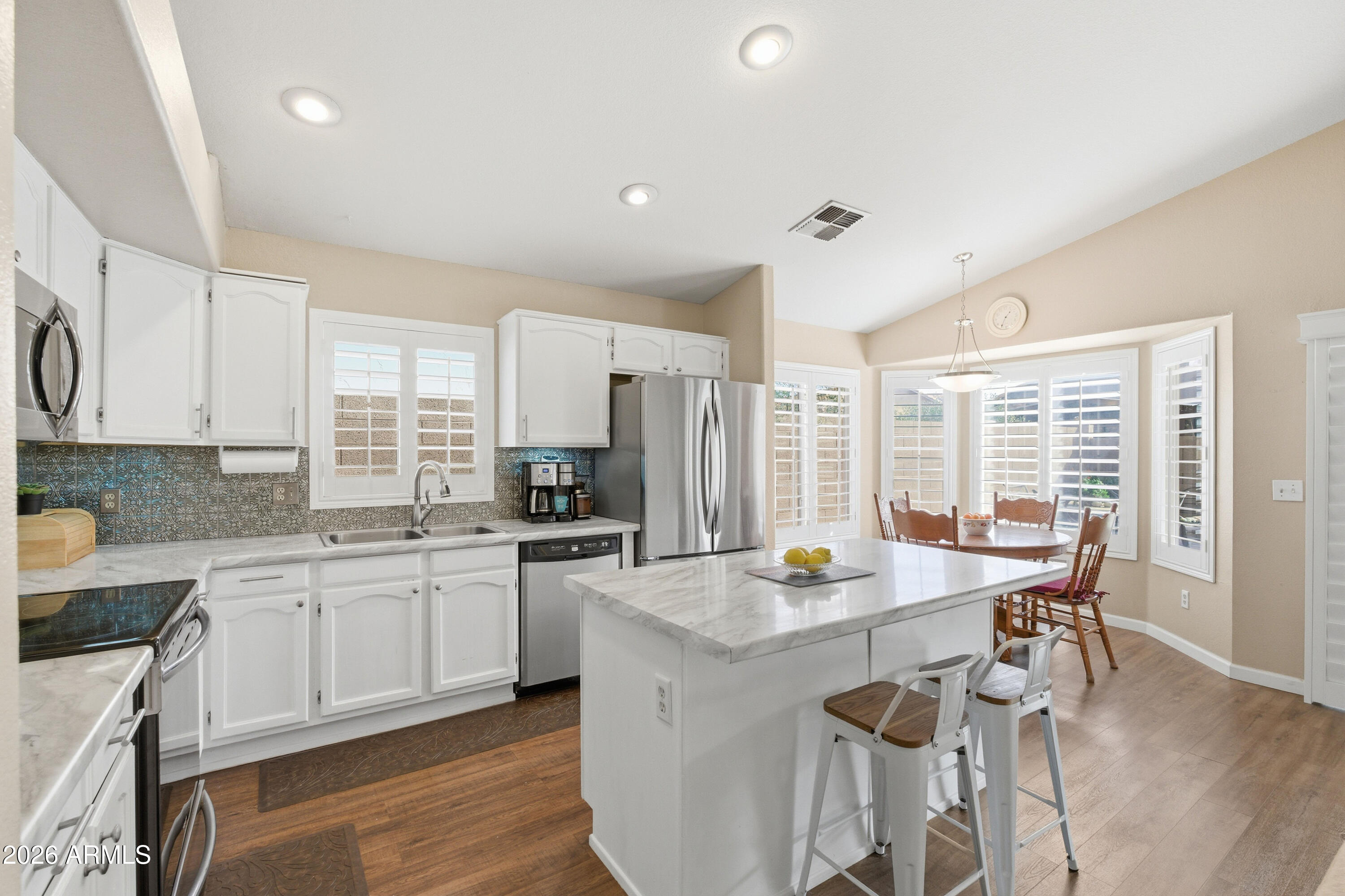 625 West Sagebrush Street Gilbert, AZ 85233 - Photo 3 of 52 3a kitchen