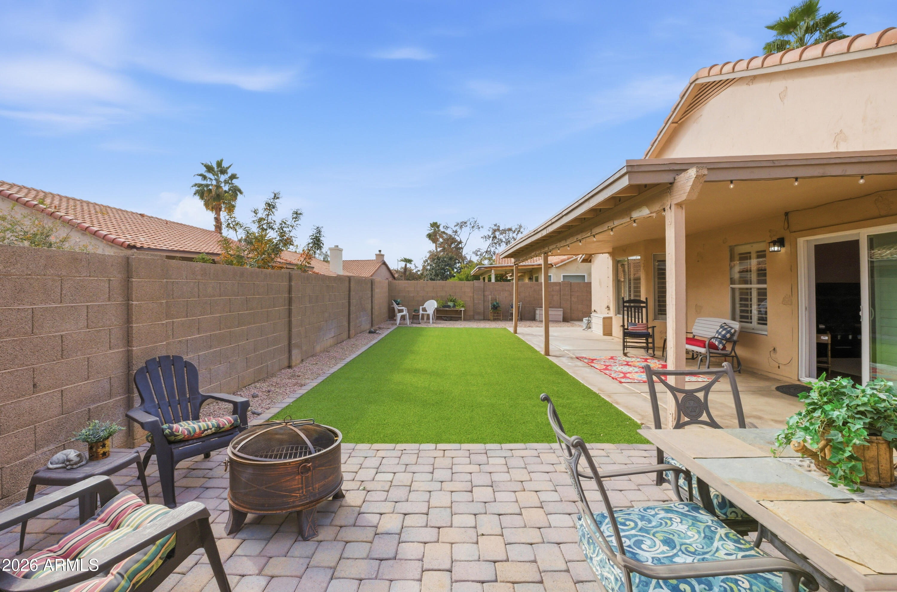 625 West Sagebrush Street Gilbert, AZ 85233 - Photo 5 of 52 5e