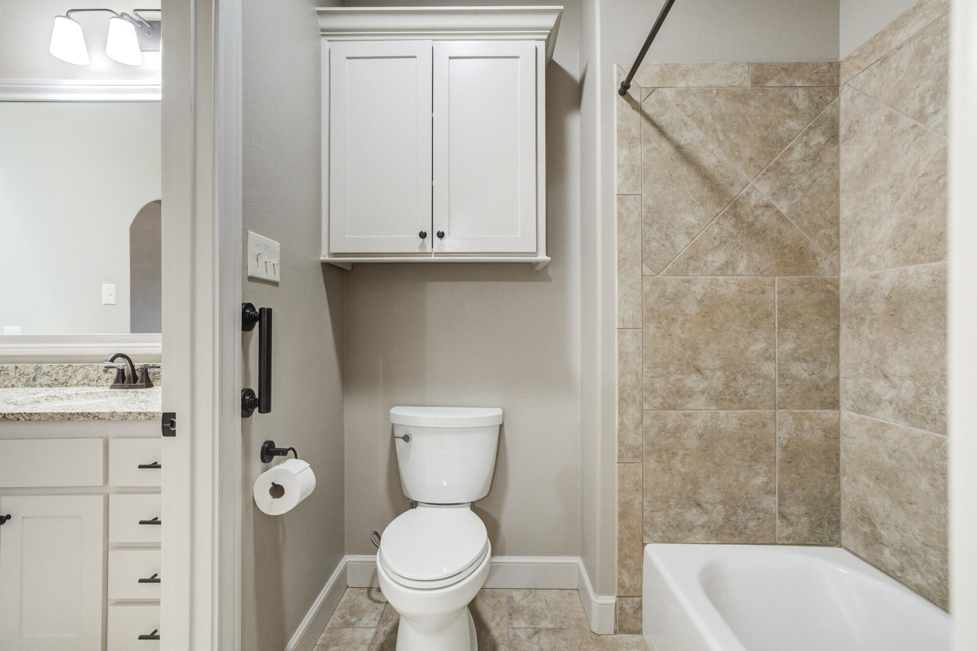 617 North 9th Street Wolfforth, TX 79382 - Photo 49 of 62 617-N-9th-St_Wolfforth-TX_43_Bathroom-3