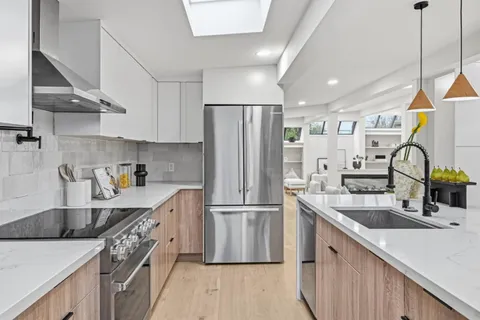 $3,888,888 | 1189 Vanderbilt Court East, Sunnyvale, CA 94087