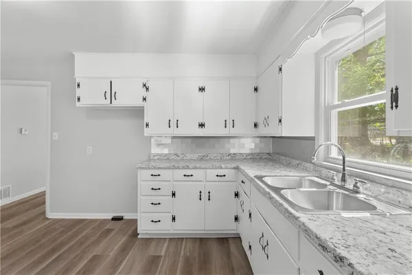 $140,000 | 536 South Evanston Avenue, Independence, MO 64053