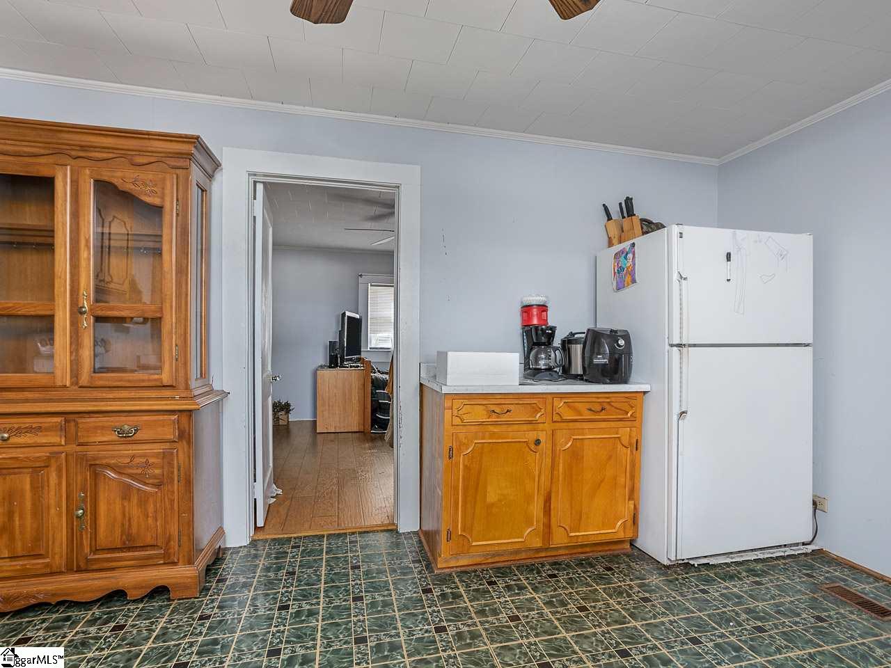 802 Buddy Knight Road Ware Shoals, SC 29692 - Photo 8 of 27