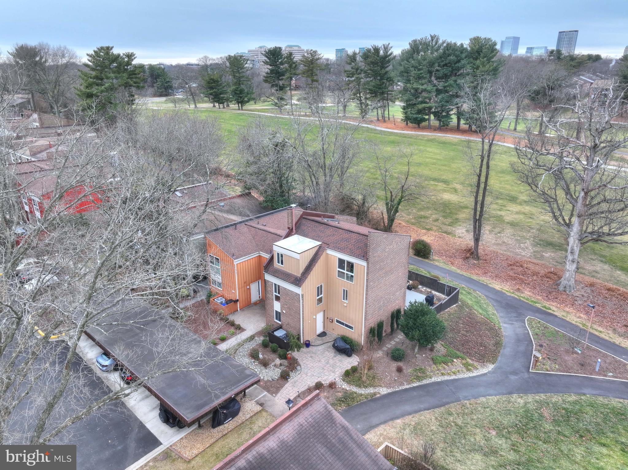 11460 Links Drive Reston, VA 20190 - Photo 1 of 8 Gorgeous, unsurpassed views in every direction