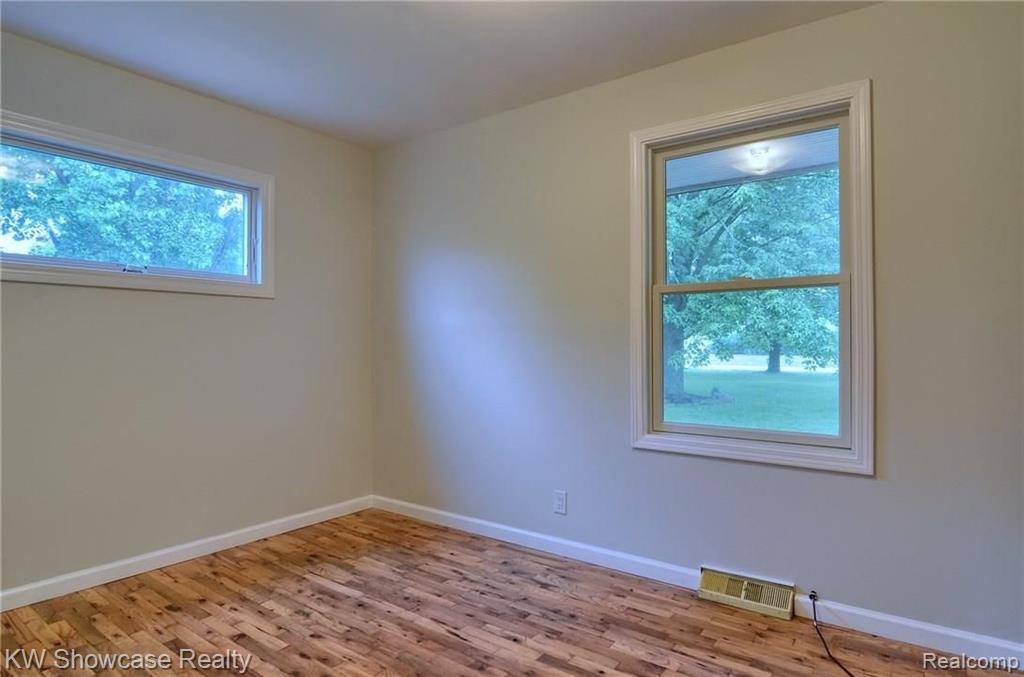 1630 School Road Rochester Hills, MI 48307 - Photo 13 of 26