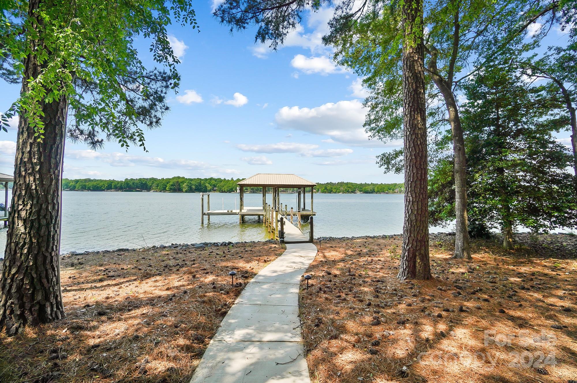 10 Sandy Cove Road Clover, SC 29710 - Photo 38 of 44 Gallery Image 38