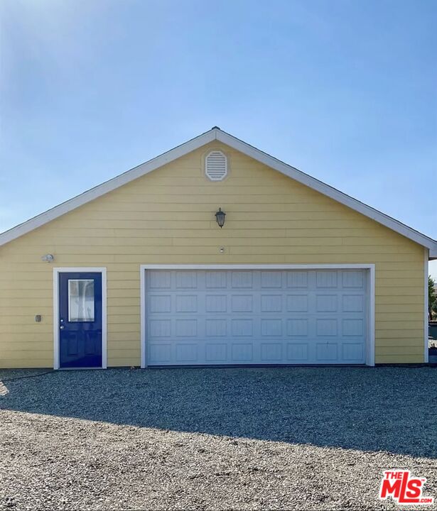 7173 Barker Road Oak Hills, CA 92344 - Photo 6 of 26 a view of outdoor space