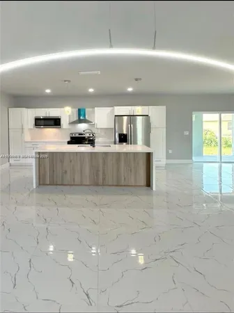 $2,250 | 868 Cervantes Street East, Lehigh Acres, FL 33974