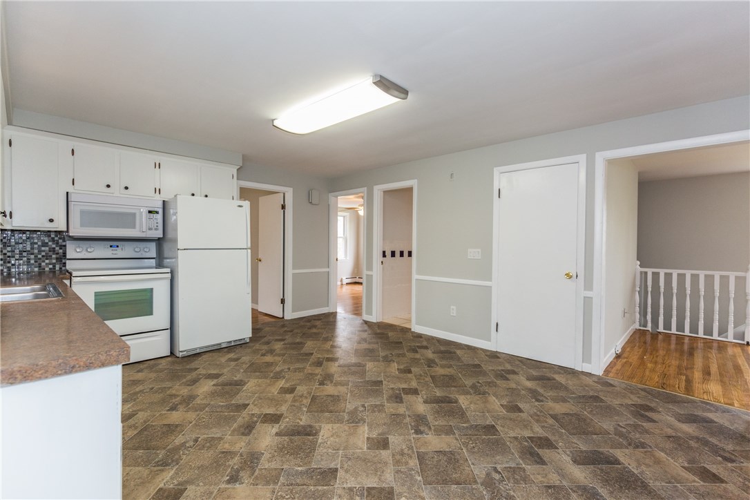 174 Blackrock Road Coventry, RI 02816 - Photo 9 of 21 Kitchen