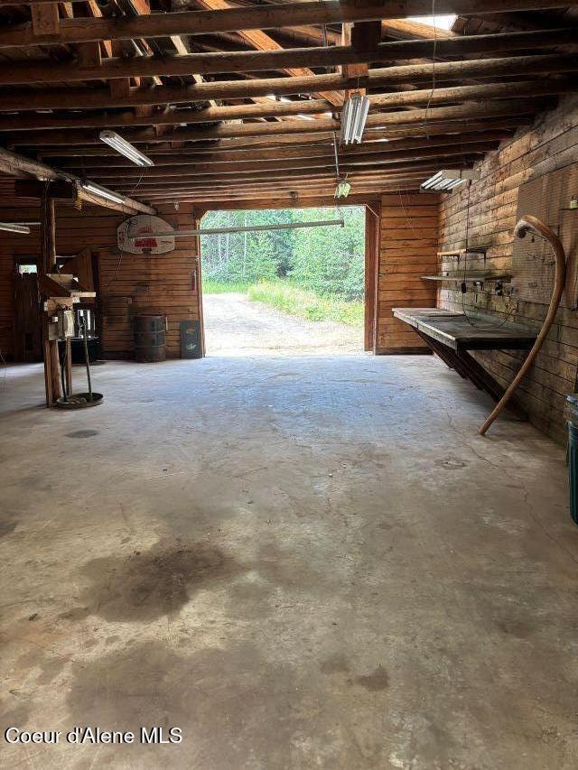 1456 Mountain Meadows Road Naples, ID 83847 - Photo 19 of 20 barn