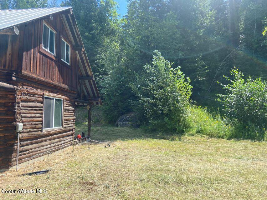 1456 Mountain Meadows Road Naples, ID 83847 - Photo 4 of 20 Nice private yard