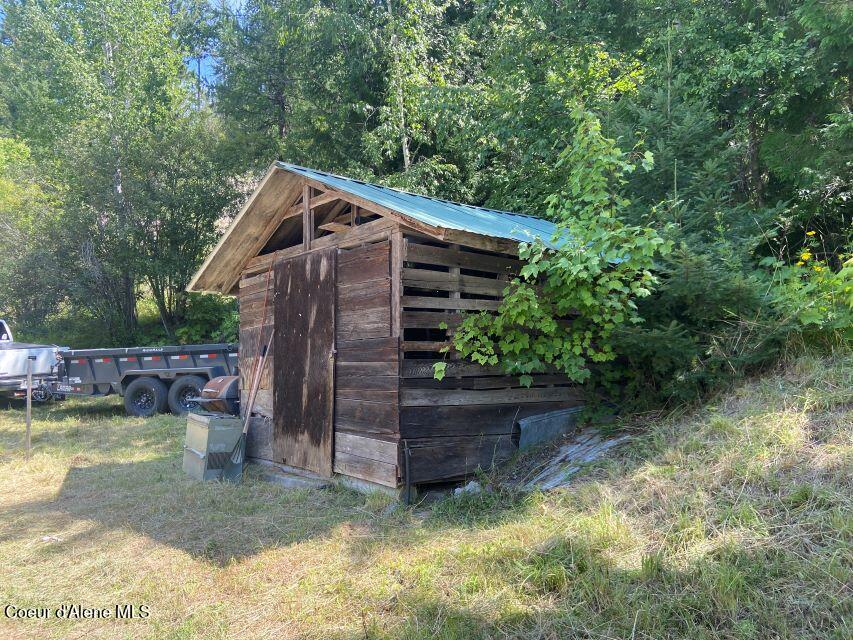 1456 Mountain Meadows Road Naples, ID 83847 - Photo 5 of 20 Tool shed