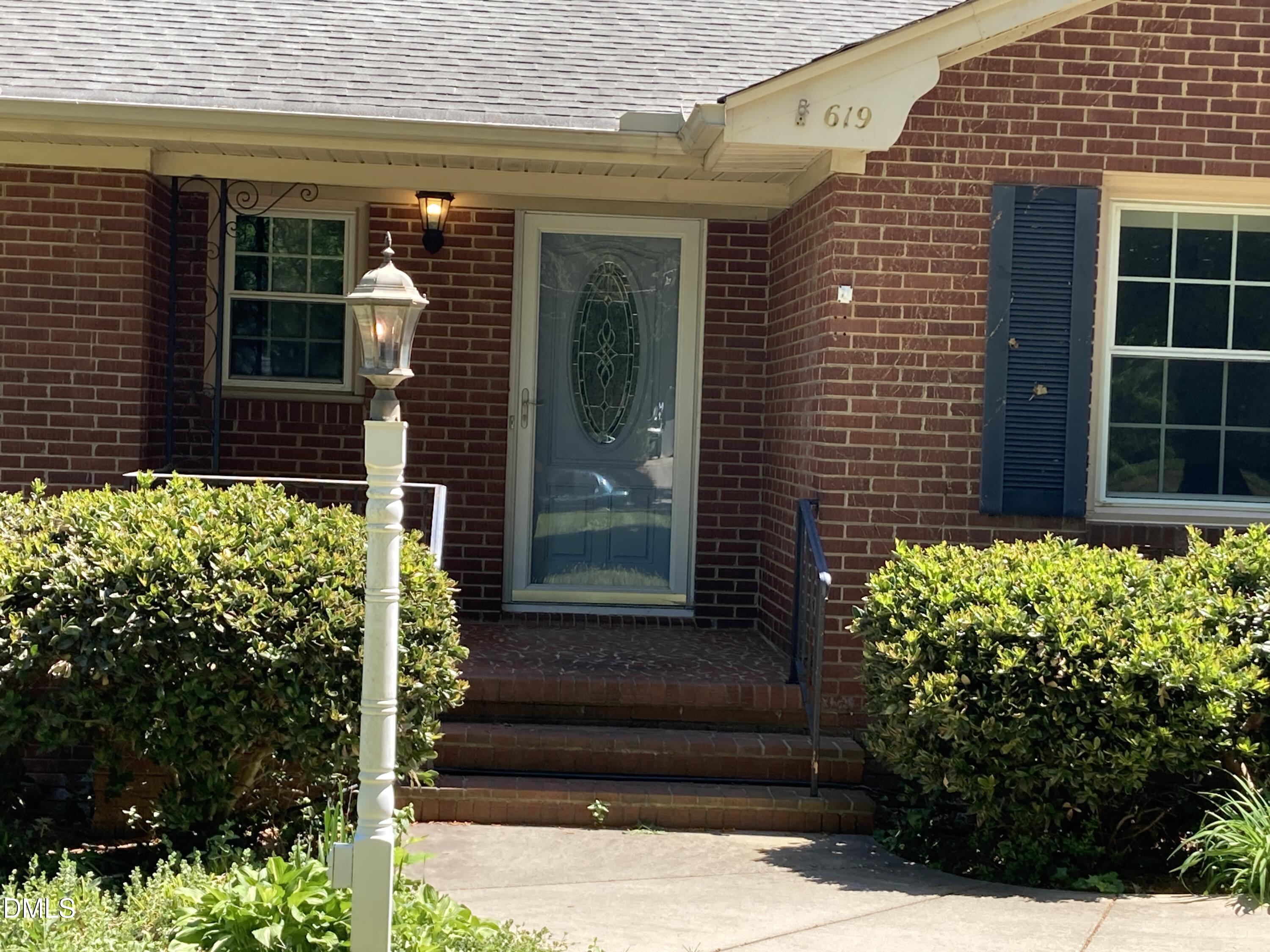 619 South Fifth Street Mebane, NC 27302 - Photo 6 of 58 IMG_9484