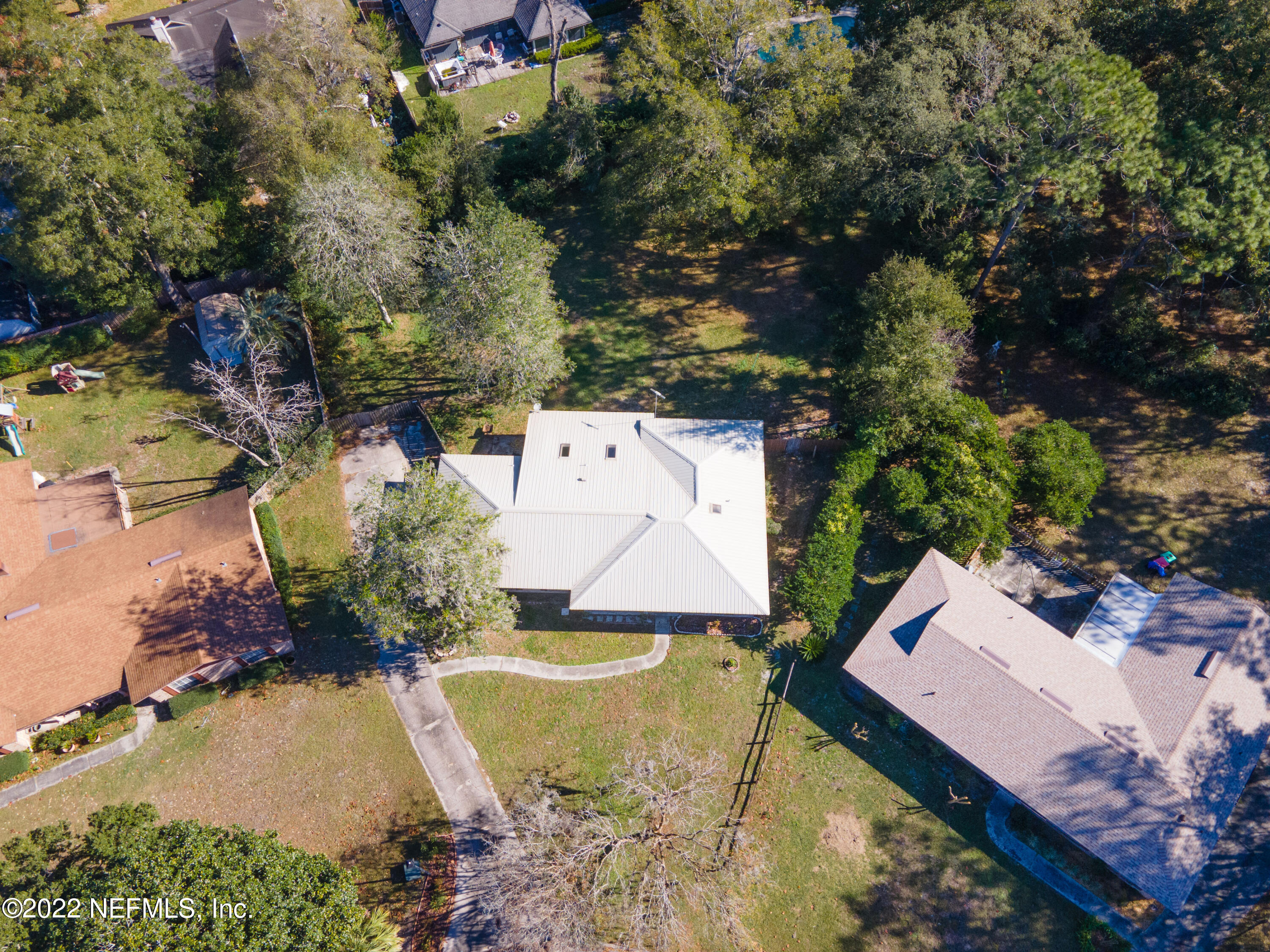 156 Foxridge Road Orange Park, FL 32065 - Photo 2 of 22 DJI_0172
