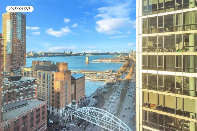 $4,650,000 | 101 Warren Street, Unit 1720 | TriBeCa