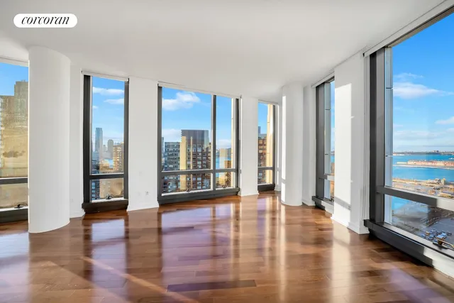 $4,650,000 | 101 Warren Street, Unit 1720 | TriBeCa