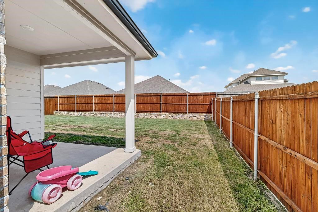 504 Willow View Way Princeton, TX 75407 - Photo 19 of 21 a view of outdoor space and deck