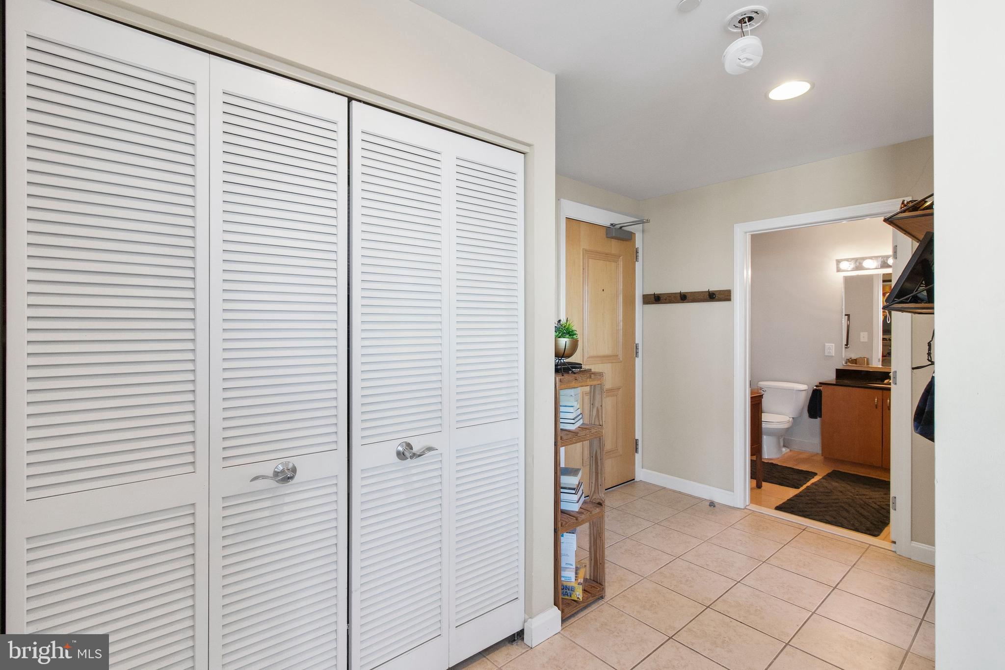 901 North Penn Street, Unit R806 Philadelphia, PA 19123 - Photo 14 of 23 Gallery Image 14