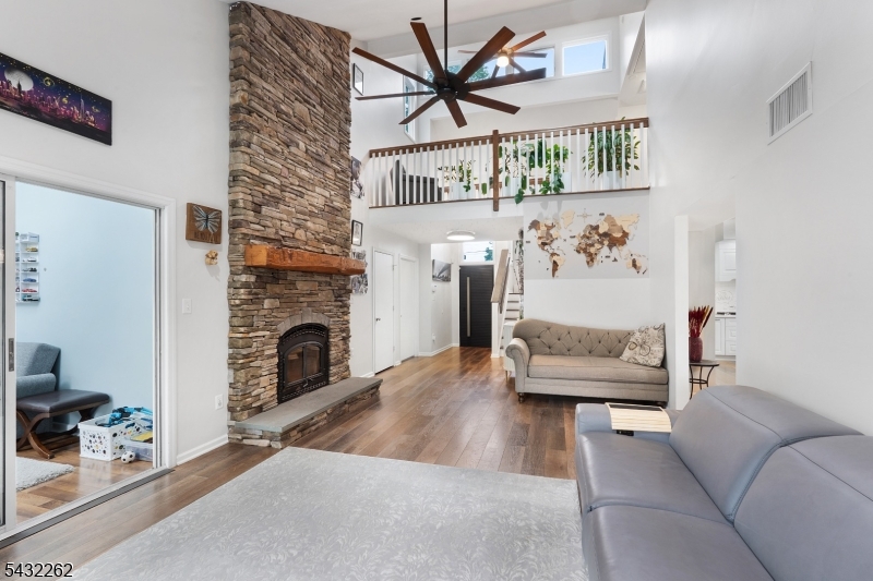 36 Gates Road Somerset, NJ 08873 - Photo 9 of 28