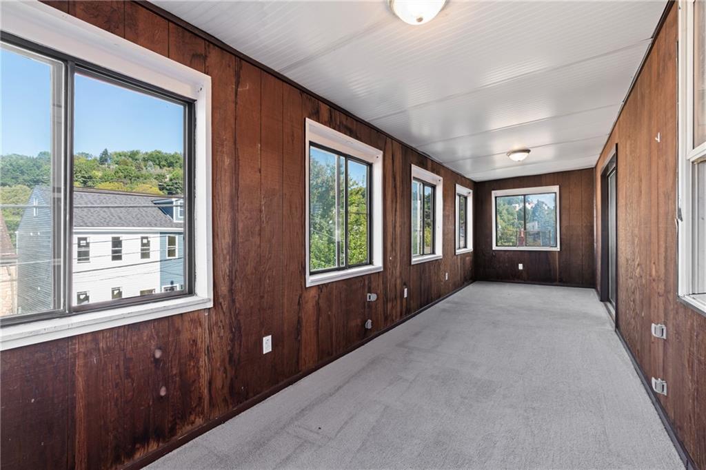 2123 Lautner Street Pittsburgh, PA 15212 - Photo 16 of 32 a view of an entryway