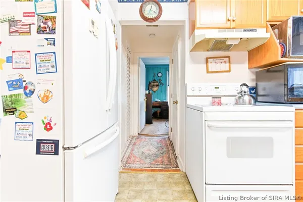 $195,000 | 128 Powder House Lane, New Albany, IN 47150