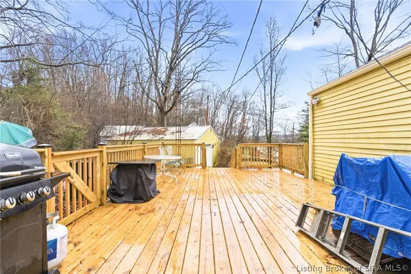 $195,000 | 128 Powder House Lane, New Albany, IN 47150