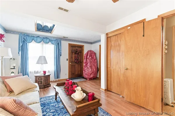 $195,000 | 128 Powder House Lane, New Albany, IN 47150