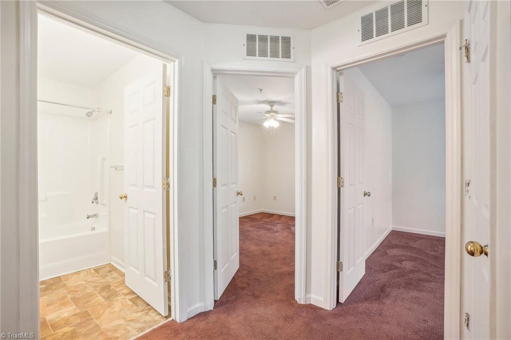 17 Willowside Circle Greensboro, NC 27401 - Photo 11 of 18