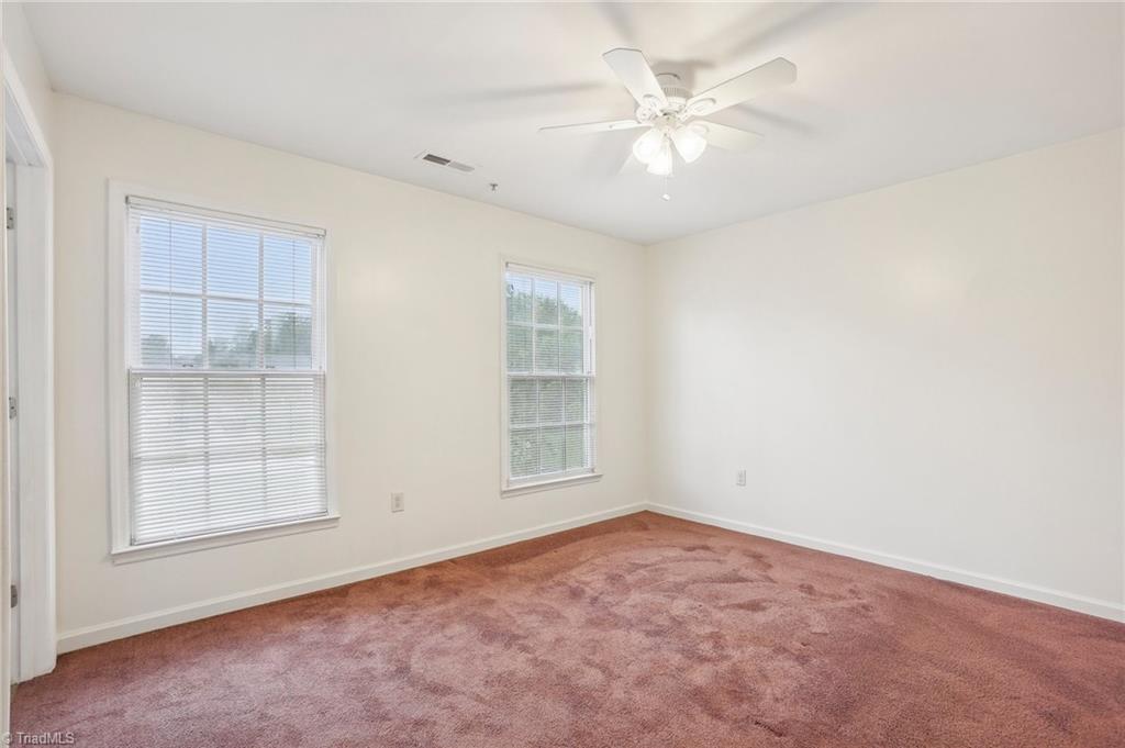 17 Willowside Circle Greensboro, NC 27401 - Photo 12 of 18