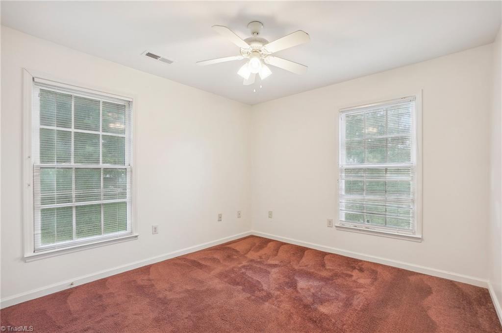 17 Willowside Circle Greensboro, NC 27401 - Photo 15 of 18