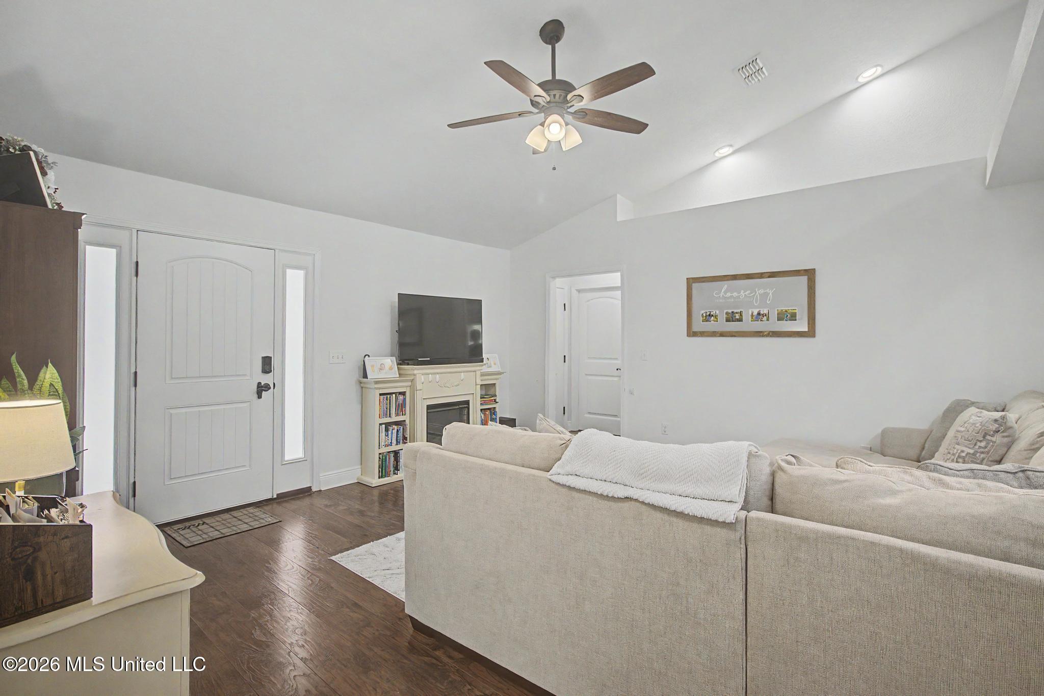 57 Summit View Drive Perkinston, MS 39573 - Photo 5 of 22 13_51326 57 Summit View