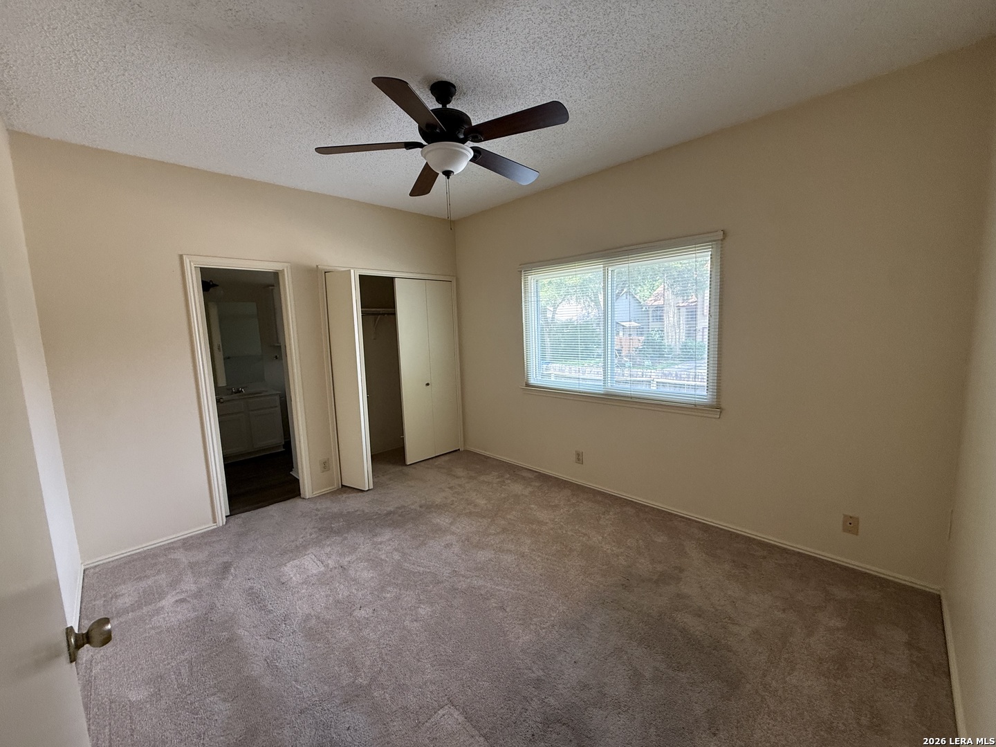 3400 Ridge Smoke San Antonio, TX 78247 - Photo 9 of 15